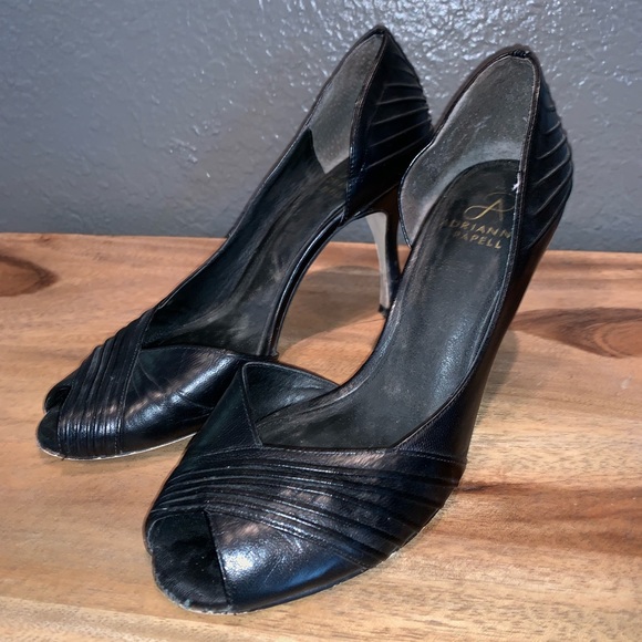 Pleated peep toe 3.5” heel - Picture 2 of 2